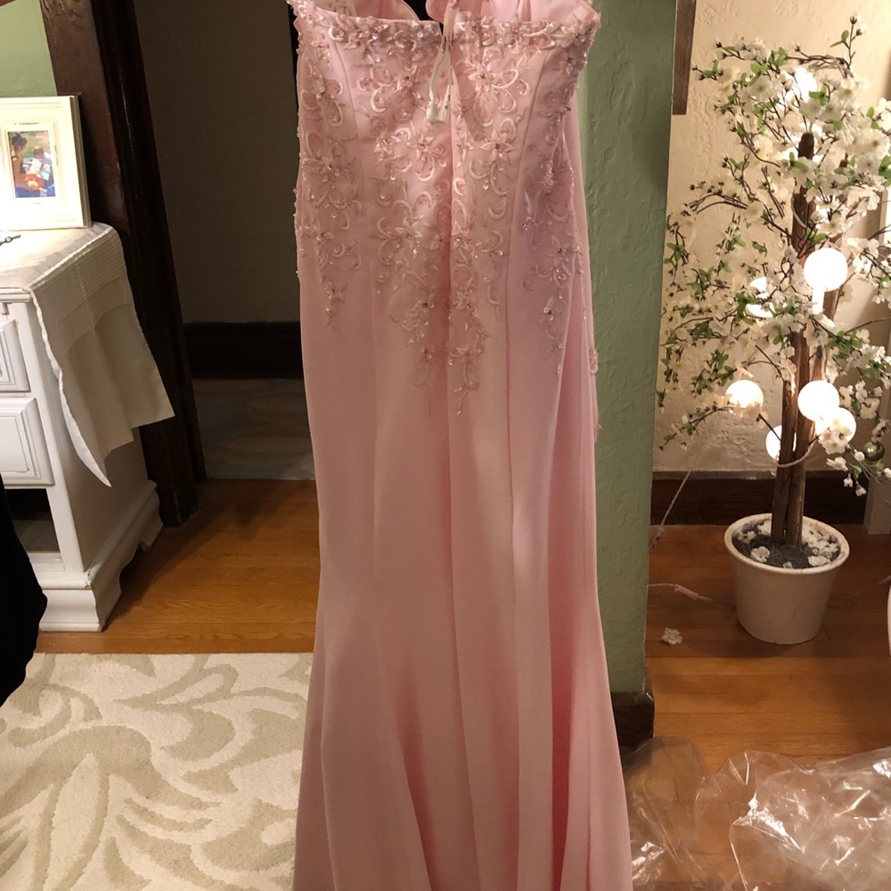 Evening gown dress
